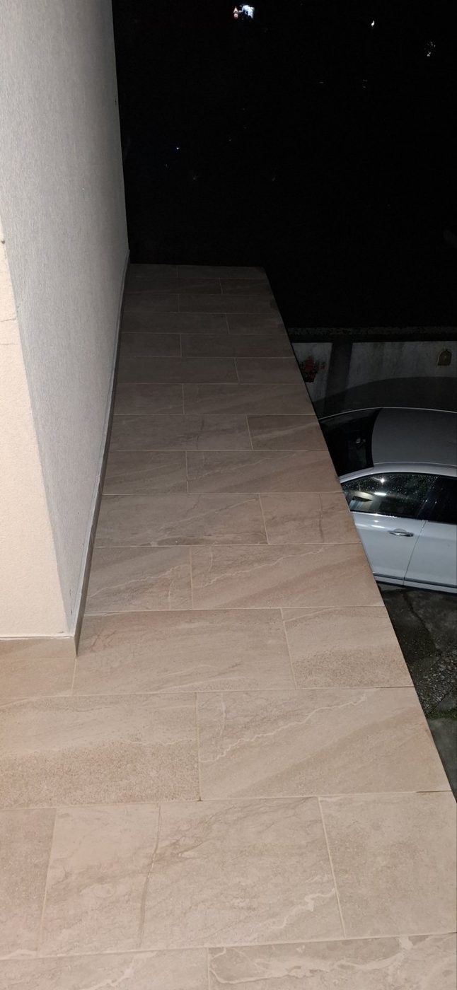 Popločana terasa
